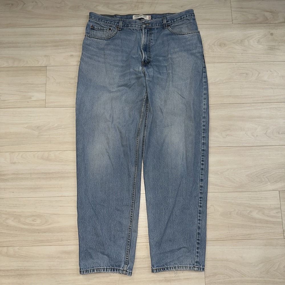 VINTAGE Levis 560 Jeans Mens Size 38x32 Comfort Fit Tapered Fit Light Wash Denim
